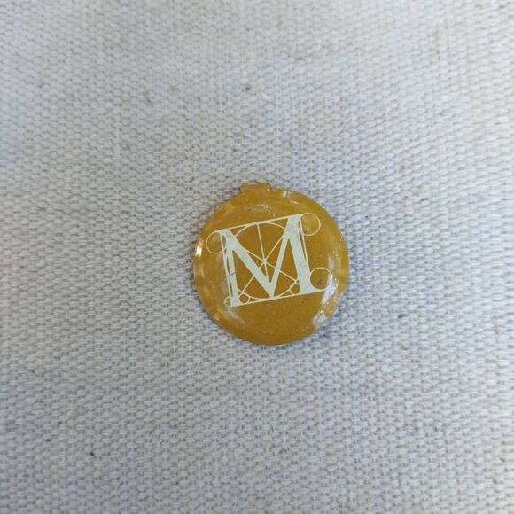 M lapel pin 641 - Picture 1 of 3